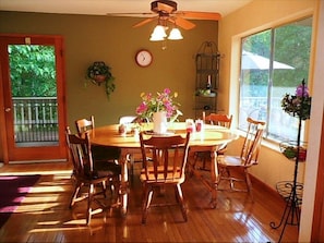 Dining Area--  large round table will accommodate 8 -10 people.