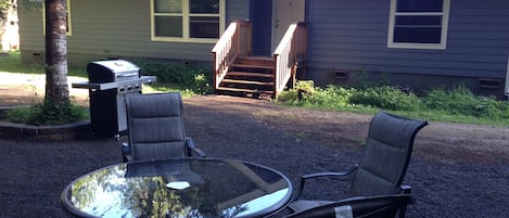 patio table and bbq out the door for easy enjoyment. Firepit not in picture