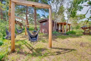 Front Yard | Single-Story Cabin