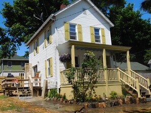 Your Intown cottage.