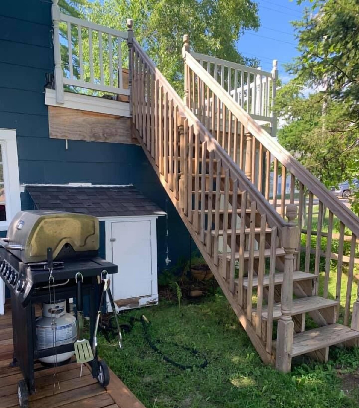 Torch River Retreat (Torch River, MI)- Across from Torch Lake!