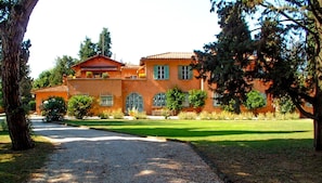 Main villa entrance