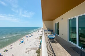 Gulf front balcony views!