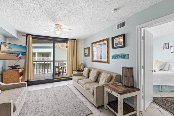Welcome to Harbour Place 502!