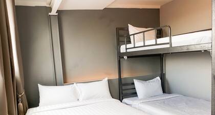 Lux Rooms Night Bazaar
