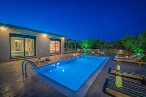 Utomhuspool