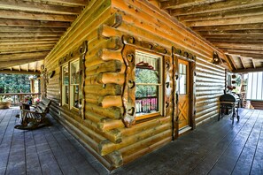The 4-bedroom, 3.5-bath property sleeps a total of 8 guests.