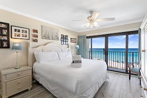 23-Huntington-by-the-Sea-402-Primary-Bedroom