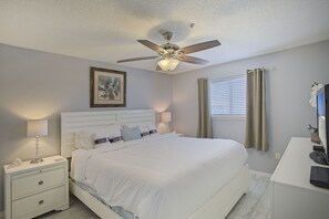21-Crystal-Sands-305B-Master-Bed