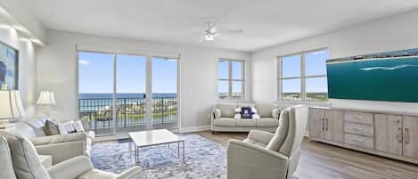 24-Ariel-Dunes-II-1410-Living