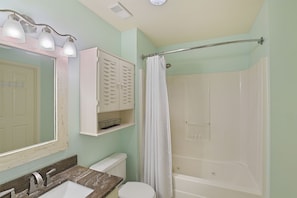 20-Windancer-410-Master-Bath