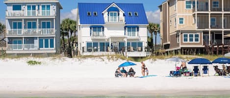 21-Beach-House-From-Water