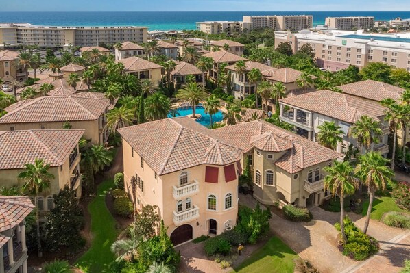 19-Drone-View-To-Beach