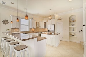 22-Beach-Kisses-Kitchen