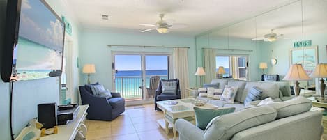 20-Emerald-Dunes-503-Living