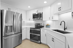 23-Westwinds-4813-Kitchen