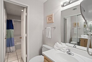 Crystal Sands 211A Master Bathroom