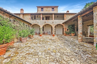 Luxury Villa on the Arceno Chianti Estate - Olive Grove, Pool, A/C, Sleeps 6-10
