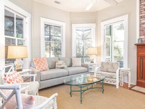 Ocean Oasis - Historic Oceanfront Tybee Cottage