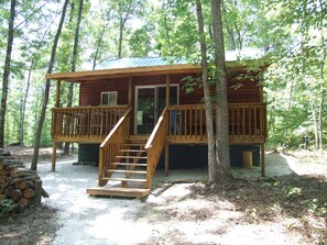 Back porch view of Autumn Breeze cabin