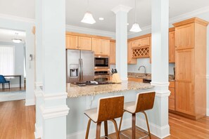 Large, Fully Equipped Kitchen