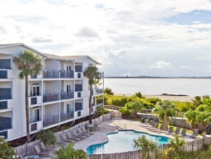 Bay View Villas pool