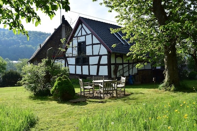 Magical loft apartment in a historic country house for 2-3 people. idyllic garden