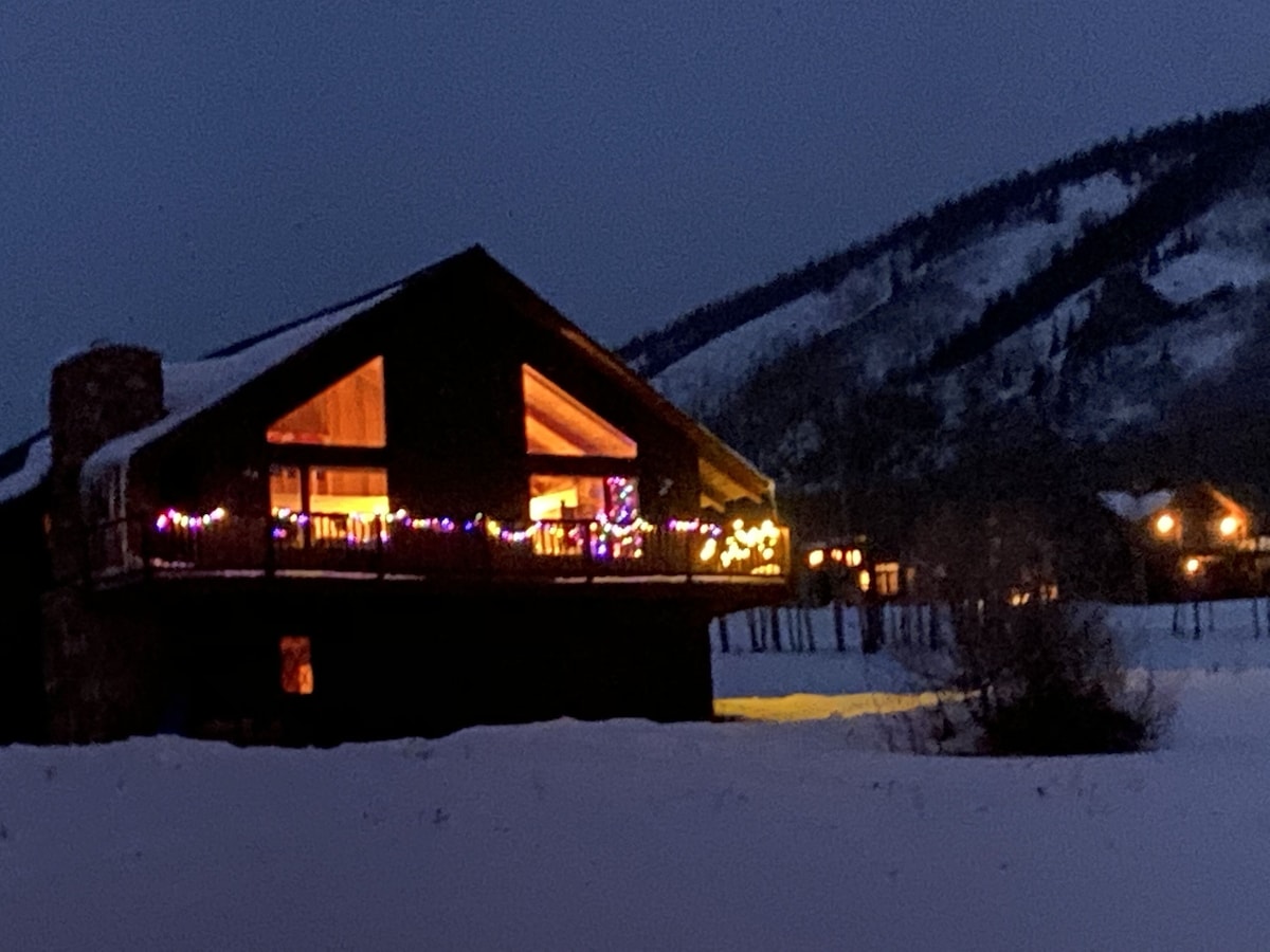 Grandpa’s Cabin welcomes the whole crew, sleeps 12!