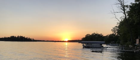 Summer Sunset by the dock & Maui Mat!