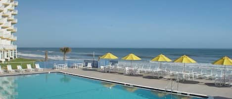 Ocean front pool