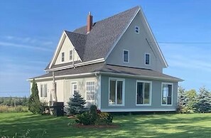MacLean House