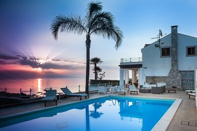 VILLA ZAGARA GARDEN - Villa with swimming pool, Jacuzzi, Panoramic terrace with sea view