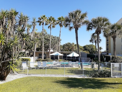 2 BR Longboat Key Gulf Front Beach Villa