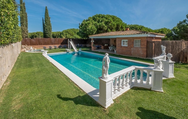 pool