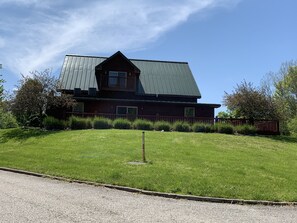 Back exterior view - Balcony is in the upstairs unit, the Overloft