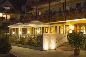 Front of property - evening/night