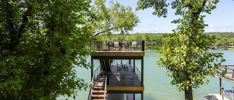 Deck + Boat Slip - Walker Luxury Vacation Rentals