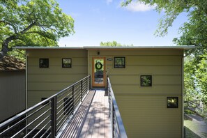 Entryway - Walker Luxury Vacation Rentals