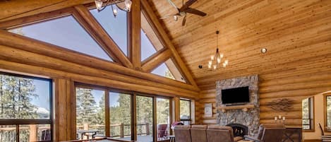 Breckenridge Vacation Rental | 3BR | 3.5BA | 2,780 Sq Ft | Step-Free Access