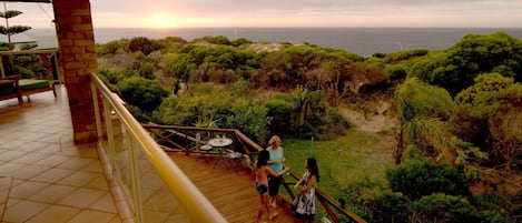 Amazing sunsets from ground or second floor over the Indian Ocean