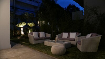 30villa Rd in Rhodes