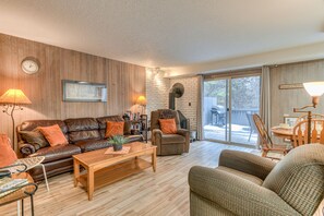 Living Room - Living Room