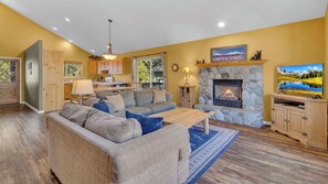 Living Room - Living Room