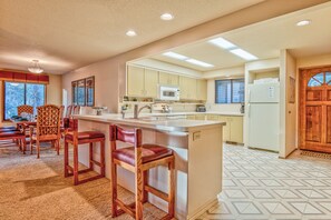 Kitchen - Kitchen