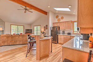 Kitchen - Kitchen