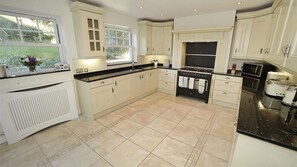 Whitsend-015