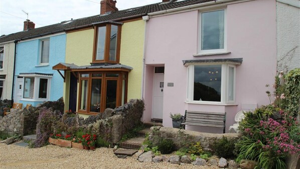 Mumbles self catering cottage 