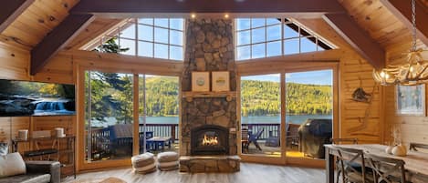 Welcome to Donner Bliss on Donner Lake!