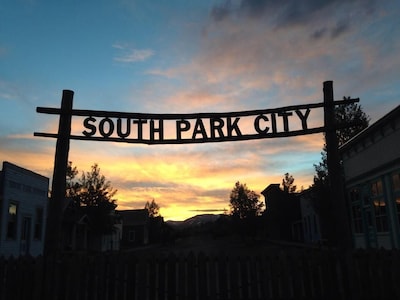 Amazing Mtn Log Cabin, Hot Tub, Secluded, near Breckenridge!  Serene Awesomeness