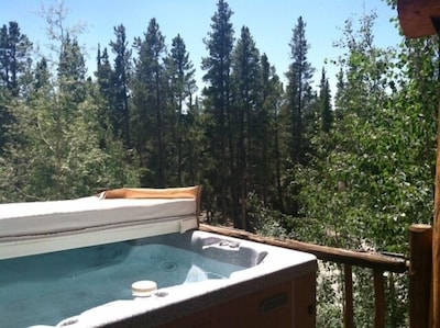 Amazing Mtn Log Cabin, Hot Tub, Secluded, near Breckenridge!  Serene Awesomeness